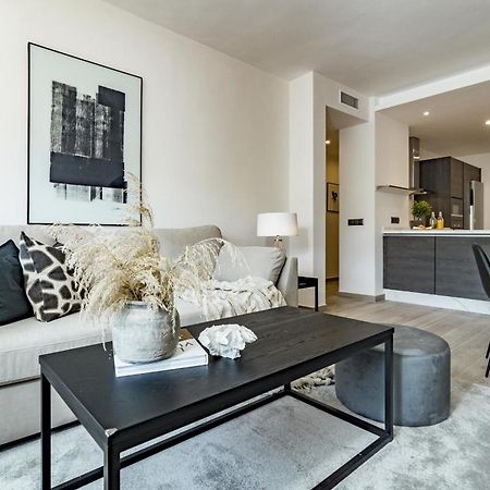 Pr - Stunning Flat Front Line Beach Puerto Banus Marbella Eksteriør bilde