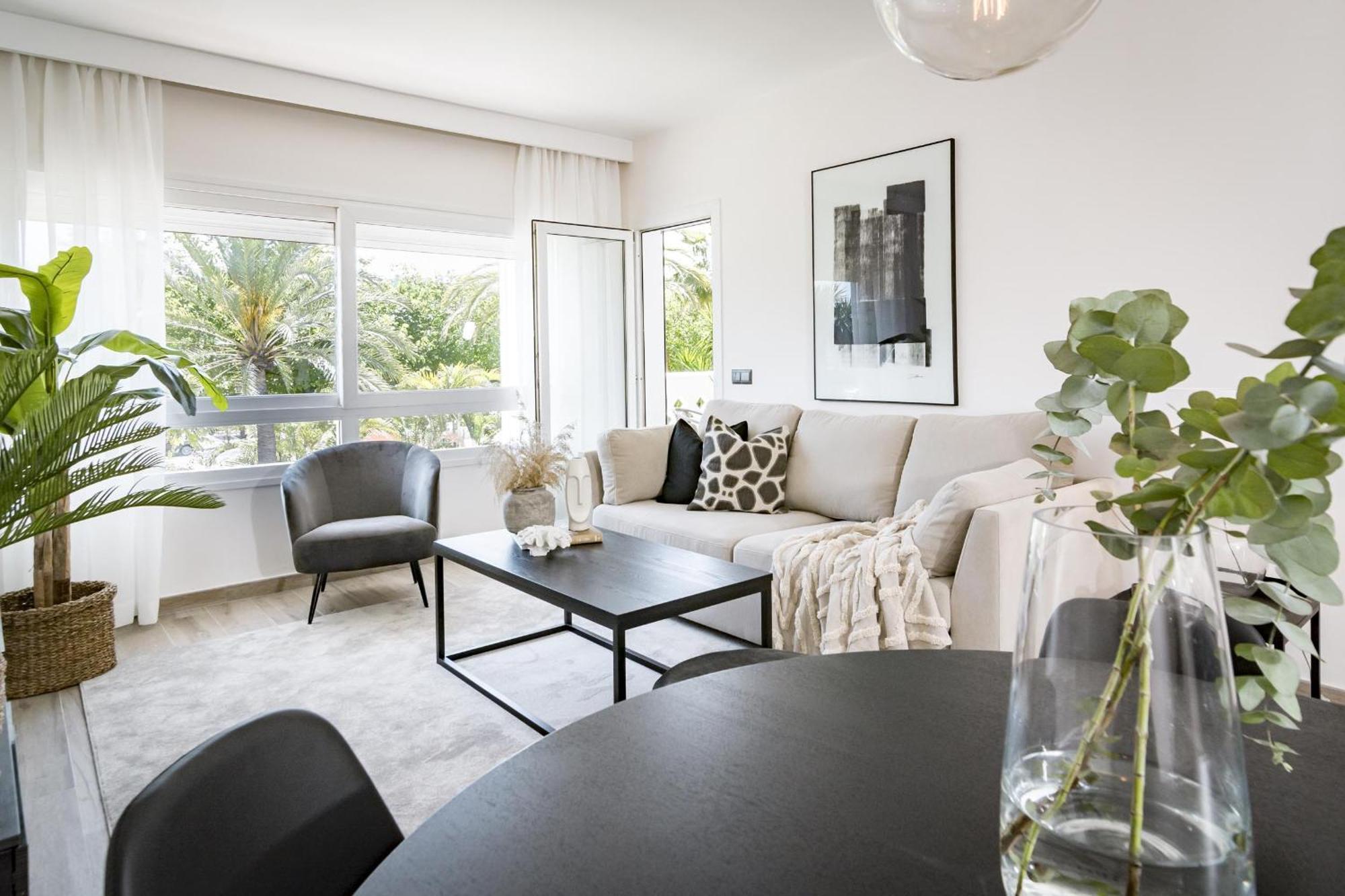 Pr - Stunning Flat Front Line Beach Puerto Banus Marbella Eksteriør bilde